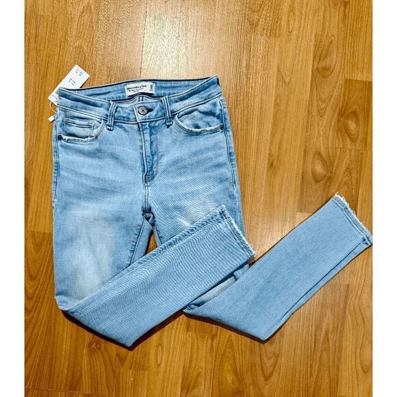 Abercrombie & Fitch Women’s The Super Skinny Mid-Rise Distressed Jeans Blue - Picture 2 of 7